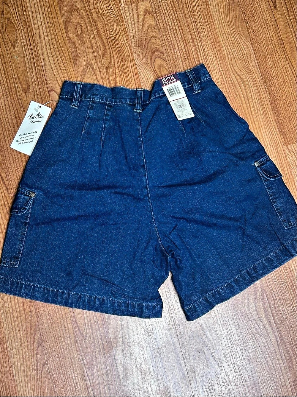 Vintage Bill Blass Women’s Denim Cargo Shorts NWT in Size 10